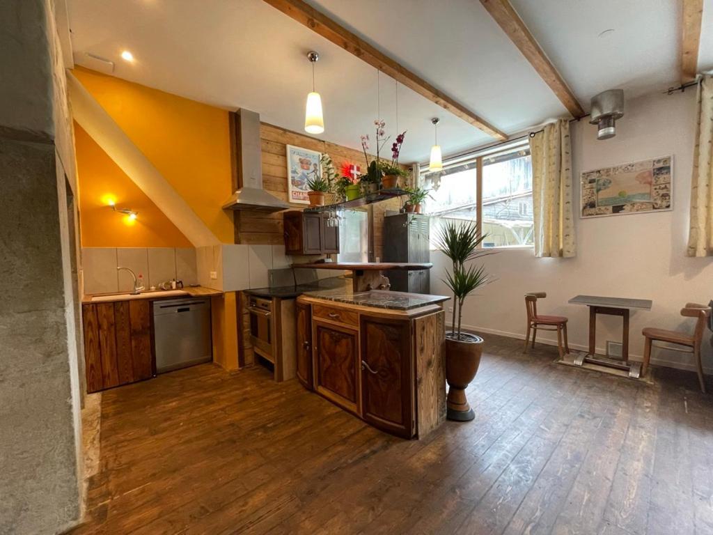 Le Refuge De Chaparon Apartment Lathuile ภายนอก รูปภาพ